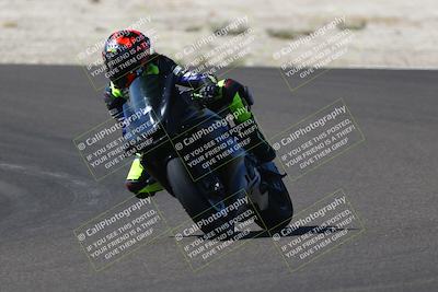 media/Sep-21-2025-TrackDaz (Sun) [[277c75b276]]/C Group/1140pm (Turn 3)/